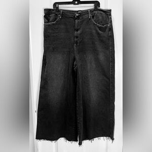 UO BDG Black Super Wide Leg Jeans Raw Hem Baggy Skater Y2K Size 37